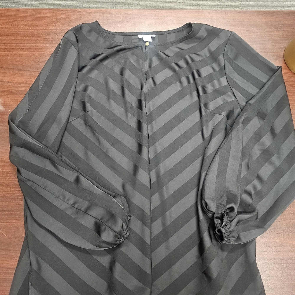 Liz Claiborne Black Garment